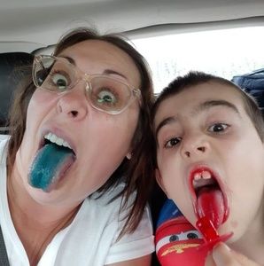 Meet your Posher, Stefanie